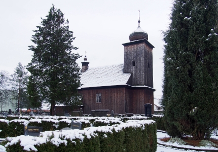 Dřevěný kostel sv. Petra a Pavla Albrechtice_2