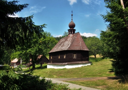 Dřevěný kostel sv.Jana Nepomuckého Klepáčov_3