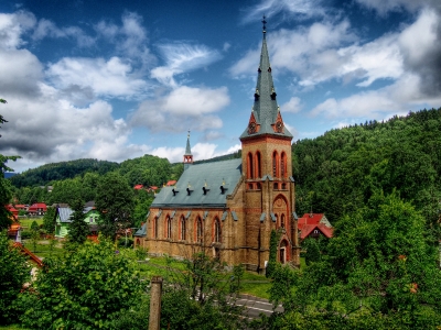 Kostel Nanebevzetí panny Marie, Horní Maršov