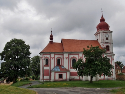 Lišťany - Kostel sv. Petra a Pavla_8