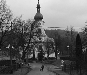 Poutní kostel sv. Panny Marie Bolestné, Jednov 